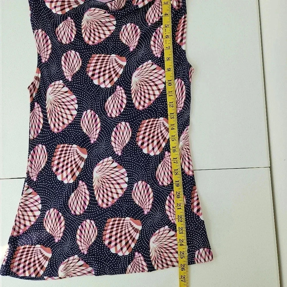 Lilly Pulitzer Great Escape Seashell Tank Top M - Picture 8 of 8